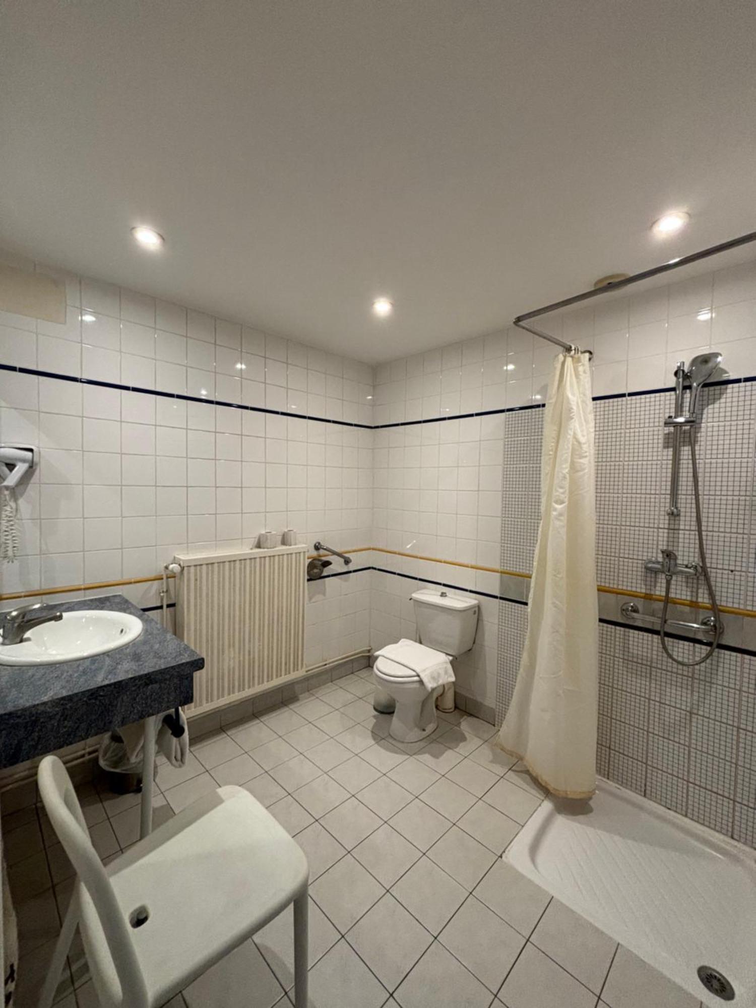 Hotel De Τρουά Εξωτερικό φωτογραφία